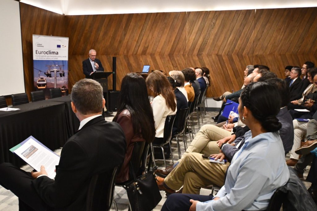 WhatsApp Image 2025-12-15 at 16.22